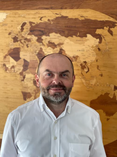 ALAIN VAN WAEREBEKE CADILLAC